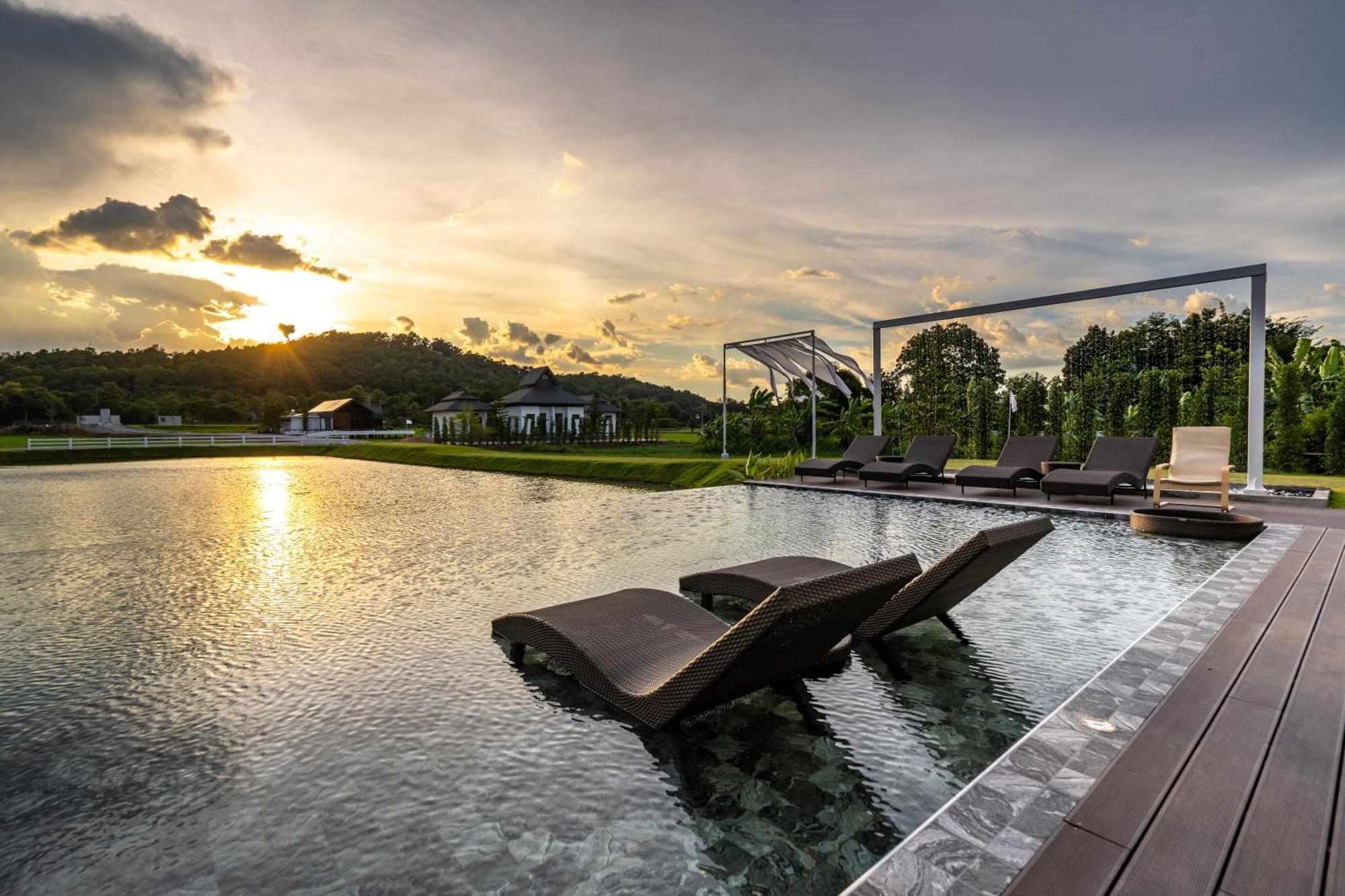 Pim Pool Villa Нан Екстериор снимка